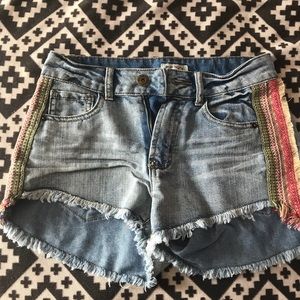 High wasted jean shorts